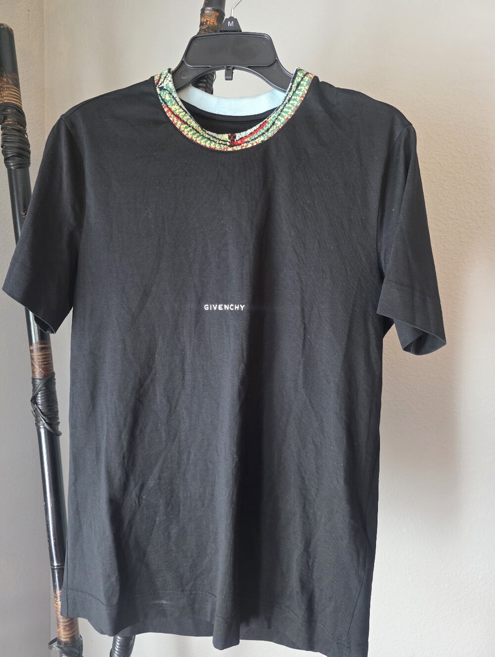 AUTHENTIC Givenchy T-Shirt with Multicolor Embroidered Neckline/LOGO front&back
